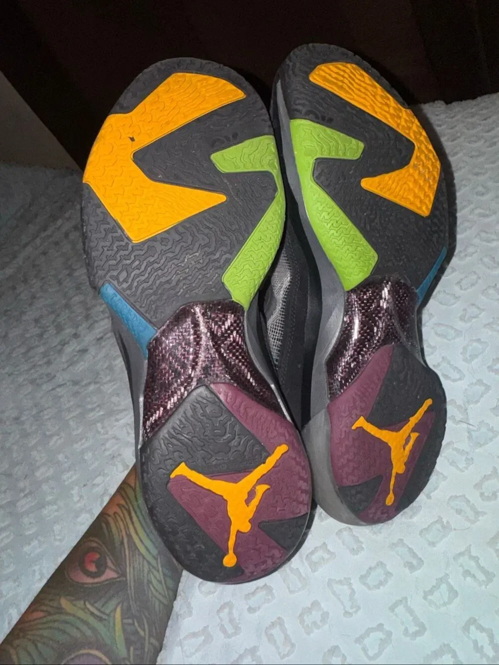 Air Jordan 37 Bordeaux basketball shoes size men’s 9